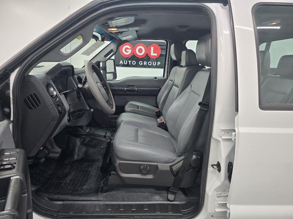 Ford F-250 SD XL Crew Cab 2WD 2016