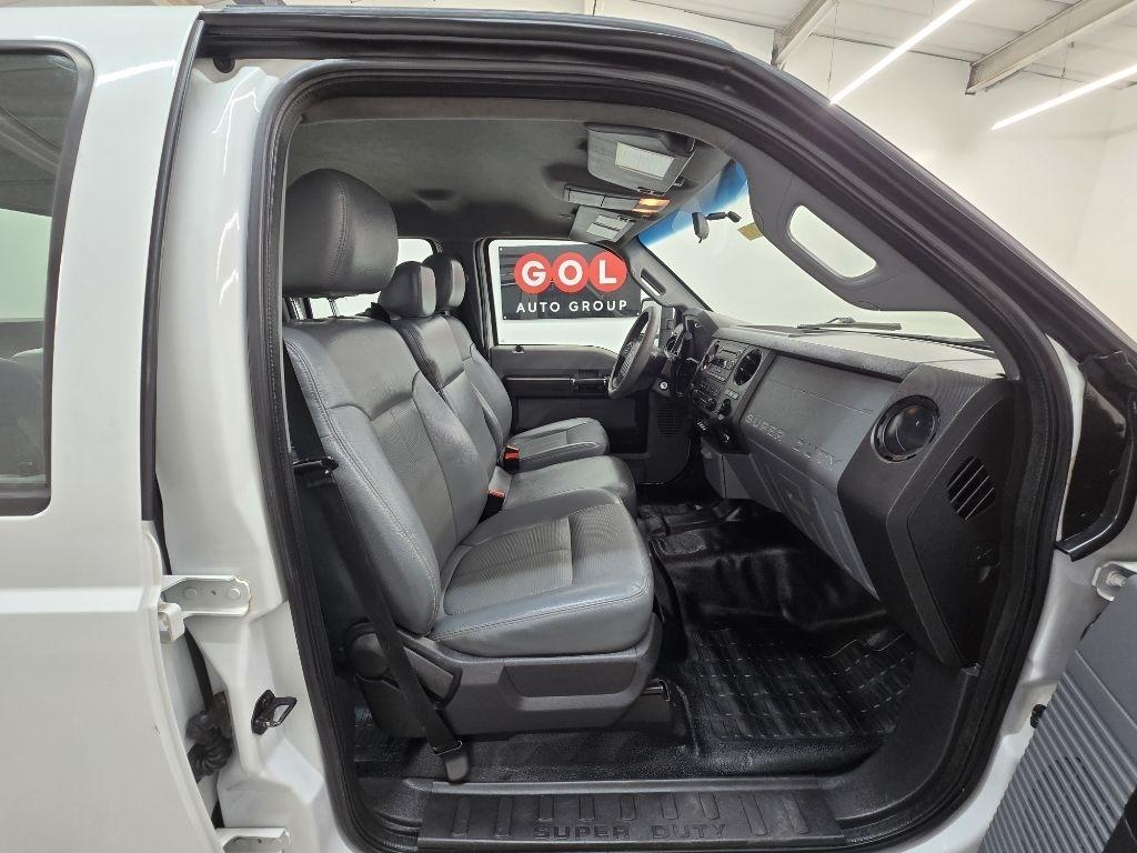 Ford F-250 SD XL Crew Cab 2WD 2016