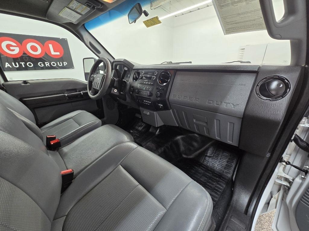 Ford F-250 SD XL Crew Cab 2WD 2016