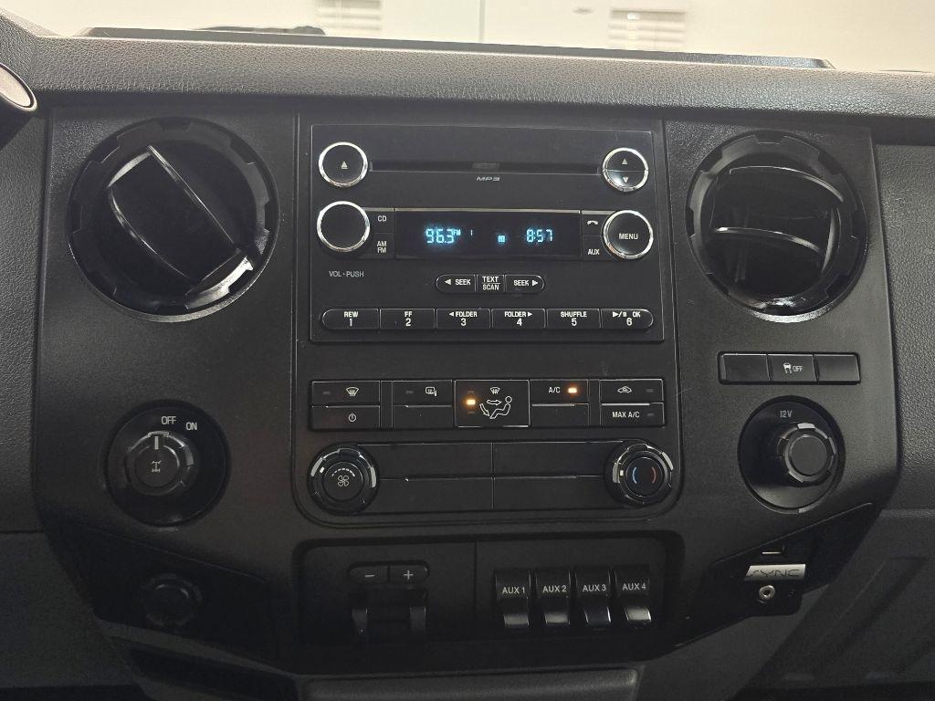 Ford F-250 SD XL Crew Cab 2WD 2016