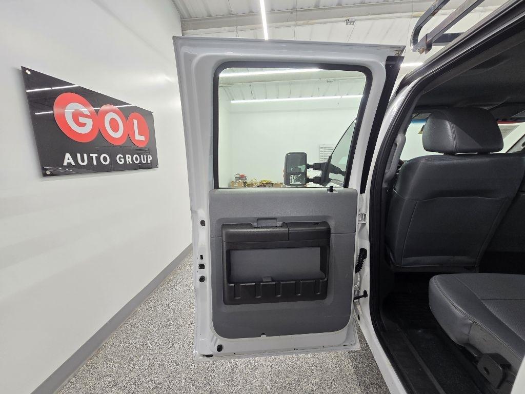 Ford F-250 SD XL Crew Cab 2WD 2016