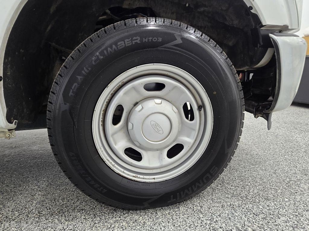 Ford F-250 SD XL Crew Cab 2WD 2016