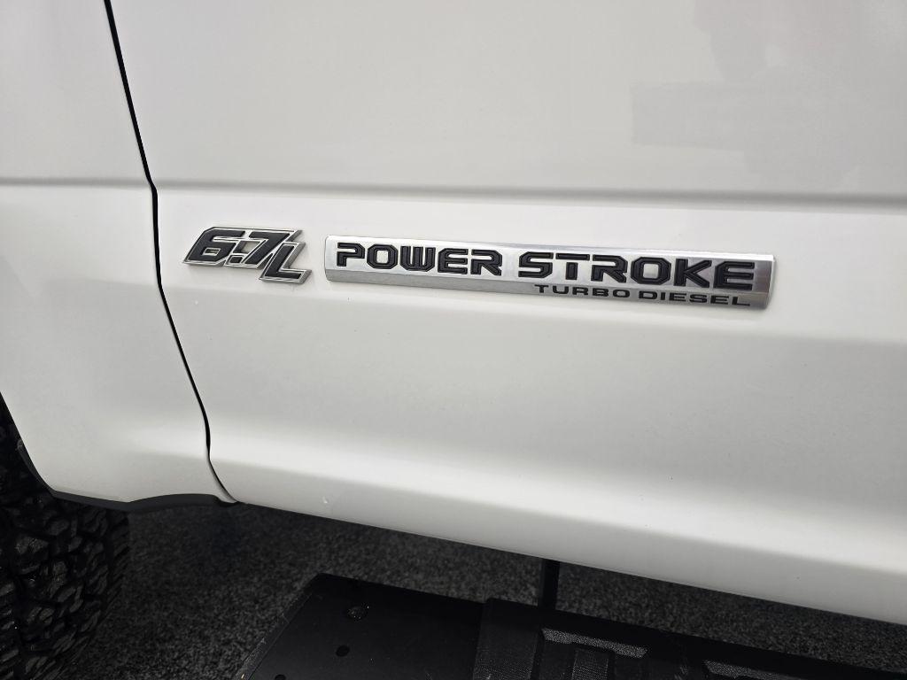 Ford F-350 SD XL SuperCab 4WD 2017