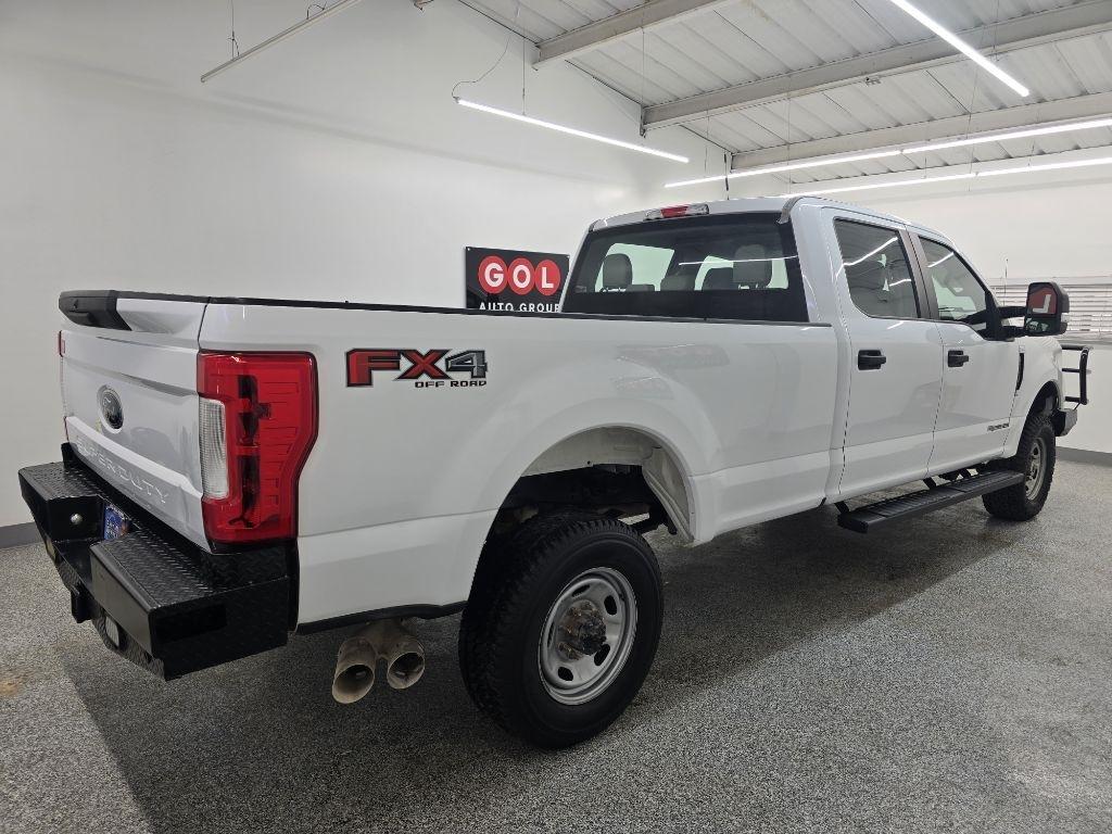 Ford F-350 SD XL SuperCab 4WD 2017