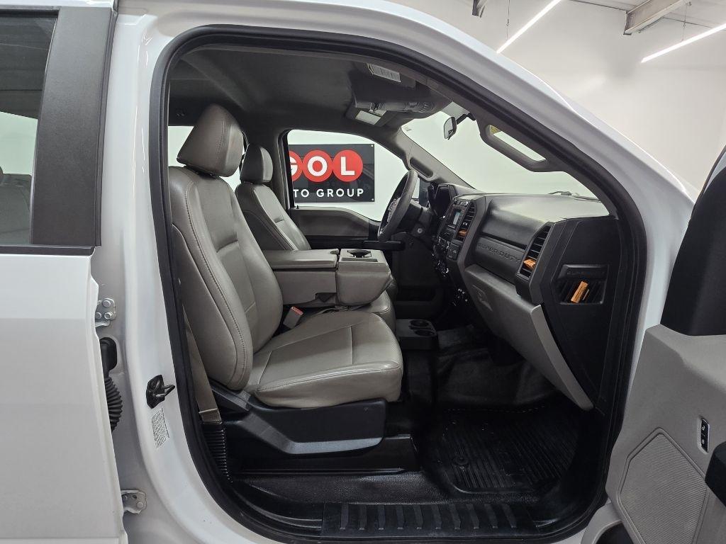 Ford F-350 SD XL SuperCab 4WD 2017