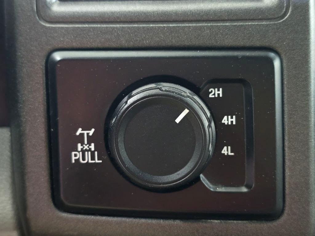 Ford F-350 SD XL SuperCab 4WD 2017