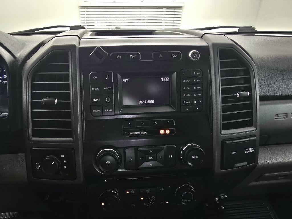 Ford F-350 SD XL SuperCab 4WD 2017