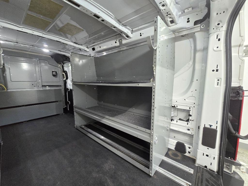 Ford Transit 250 Van Low Roof w/Sliding Pass. 148-in. WB 2018