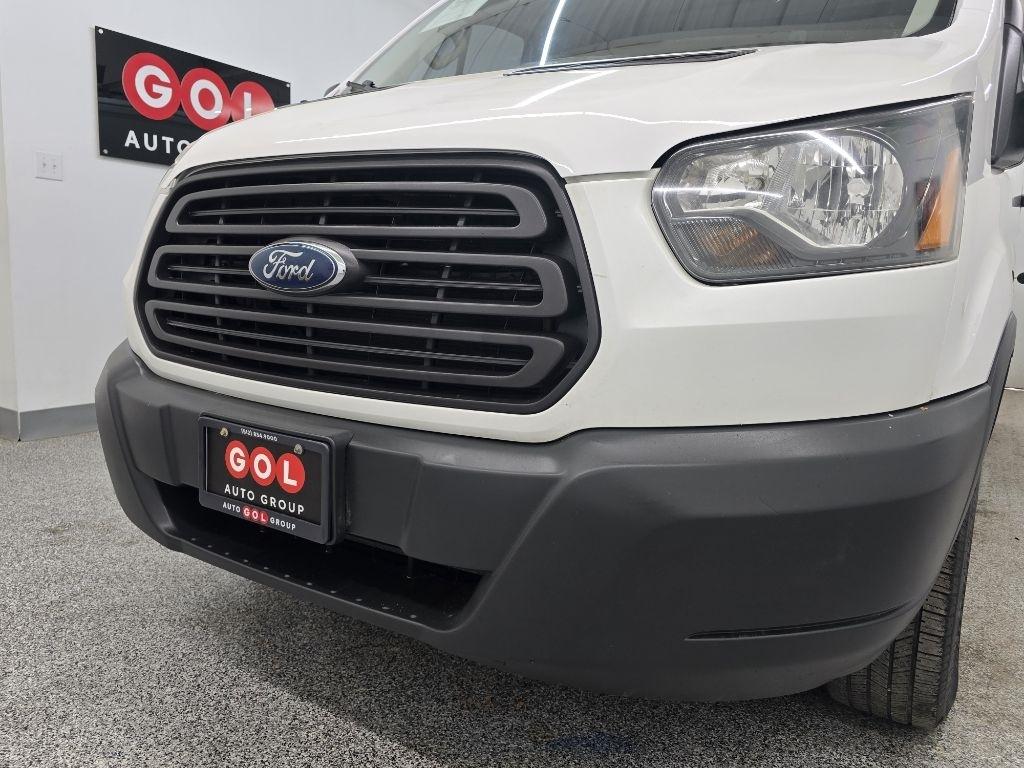 Ford Transit 250 Van Low Roof w/Sliding Pass. 130-in. WB 2017