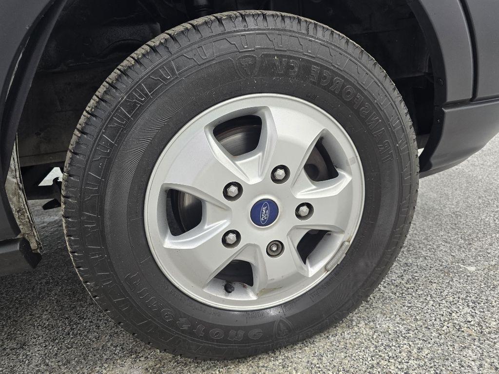 Ford Transit 250 Van Low Roof w/Sliding Pass. 130-in. WB 2017