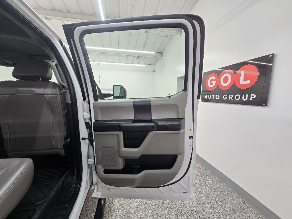 Ford F-250 SD XL Crew Cab 4WD 2018