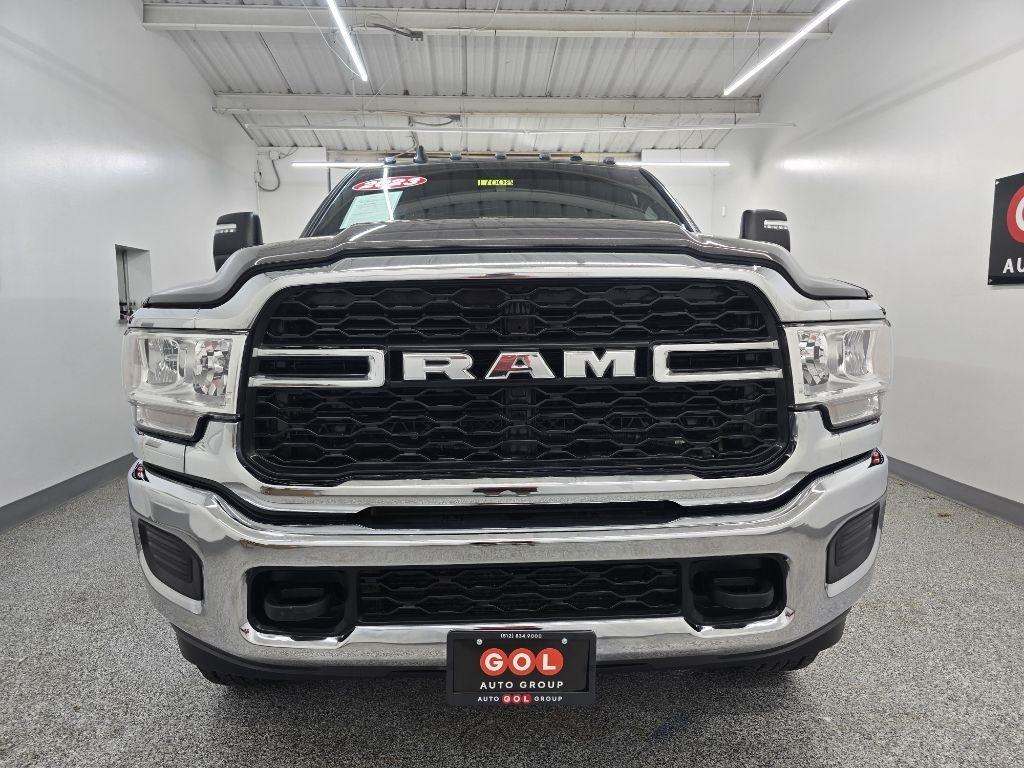 RAM 2500 Tradesman Crew Cab SWB 4WD 2023