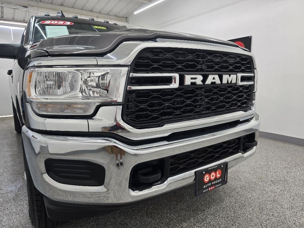 RAM 2500 Tradesman Crew Cab SWB 4WD 2023