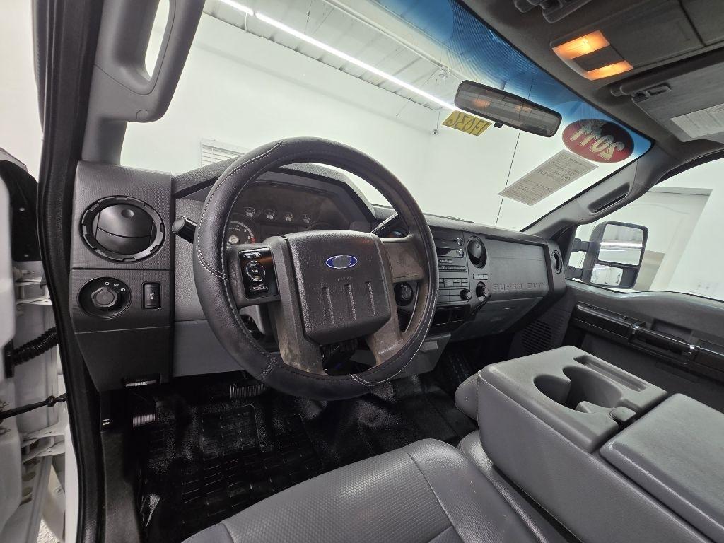 Ford F-350 SD XLT Crew Cab Long Bed 4WD 2011