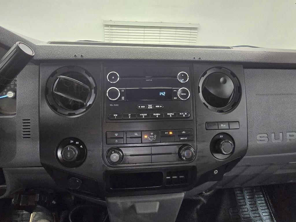 Ford F-350 SD XLT Crew Cab Long Bed 4WD 2011