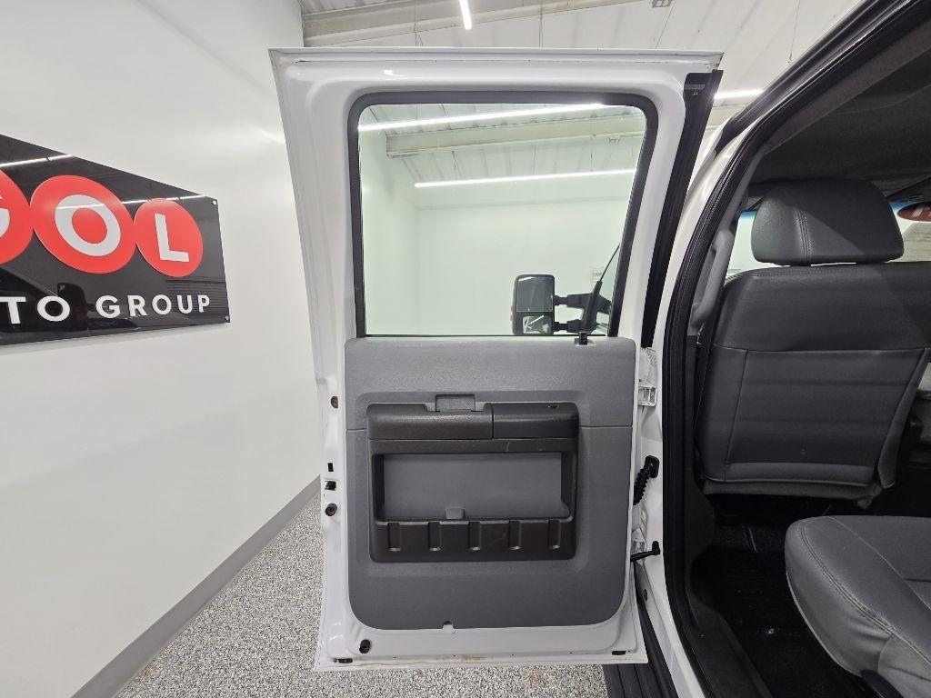 Ford F-350 SD XLT Crew Cab Long Bed 4WD 2011