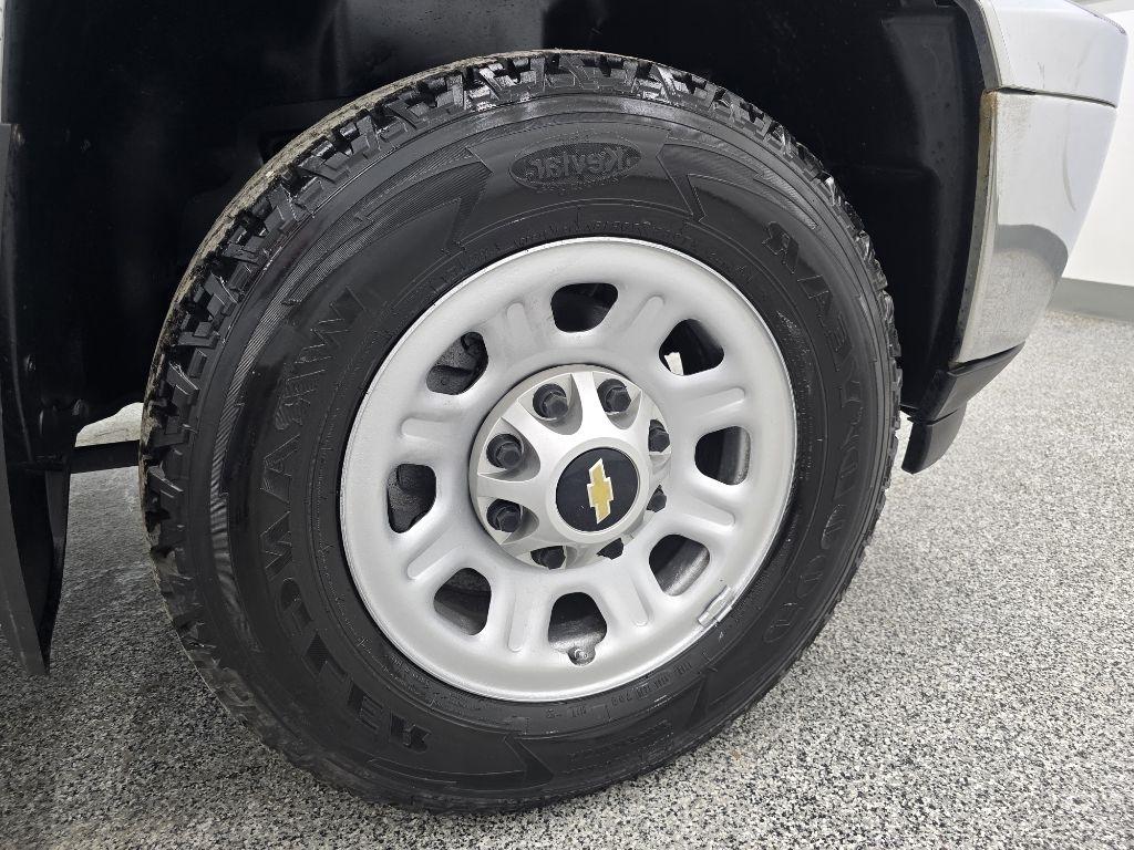 Chevrolet Silverado 3500HD Work Truck Long Box 2WD 2014