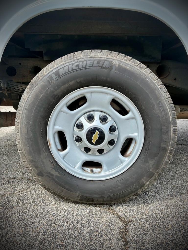 Chevrolet Silverado 2500HD Work Truck Crew Cab Long Box 4WD 2017