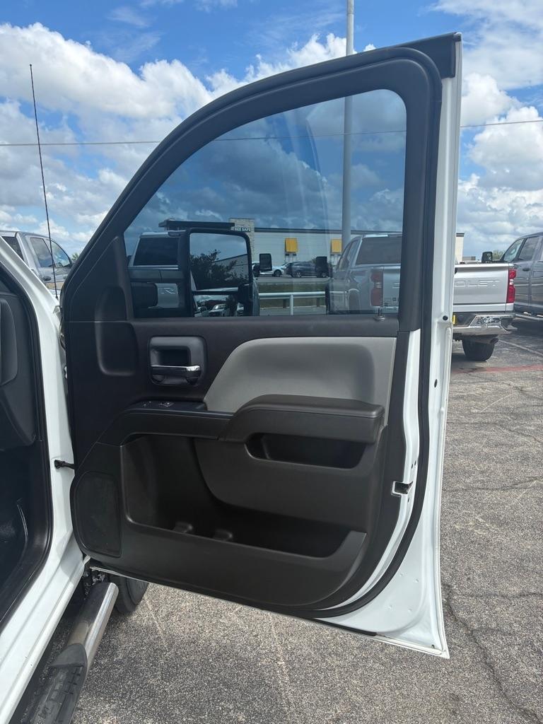 Chevrolet Silverado 2500HD Work Truck Crew Cab Long Box 4WD 2017