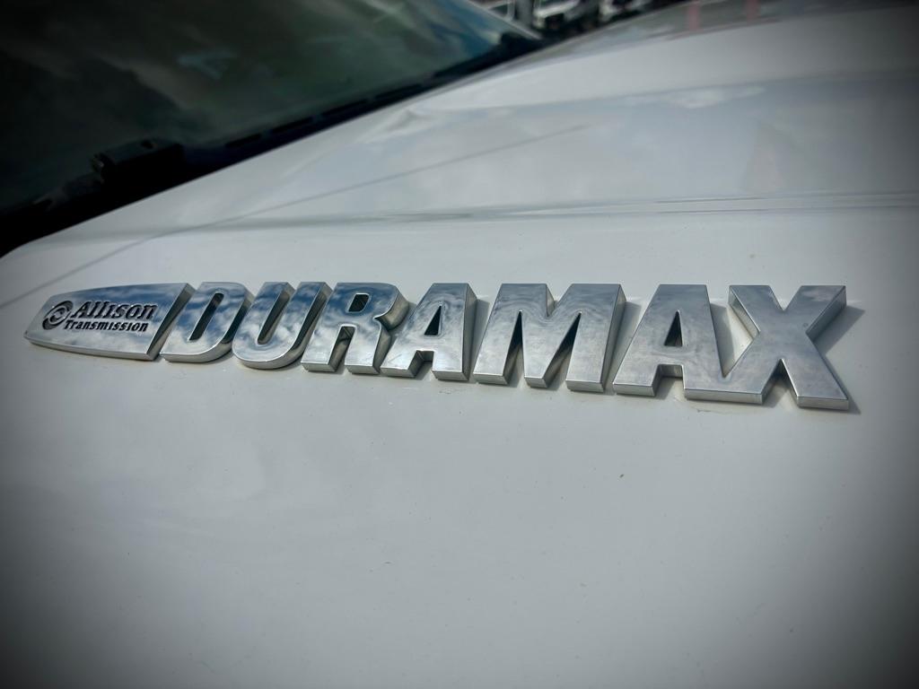 Chevrolet Silverado 2500HD Work Truck Crew Cab Long Box 4WD 2017