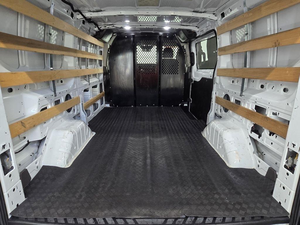 Ford Transit 250 Van Low Roof w/Sliding Pass. 130-in. WB 2021