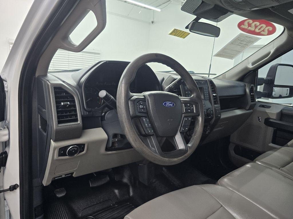 Ford F-250 SD XL Crew Cab 4WD 2022