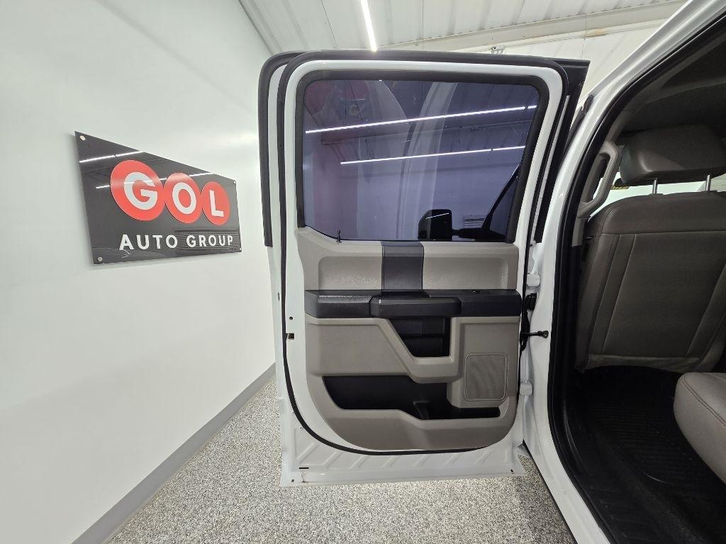 Ford F-250 SD XL Crew Cab 4WD 2022