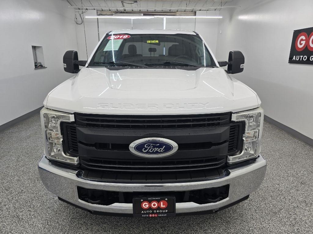 Ford F-250 SD XL Crew Cab Long Bed 2WD 2019