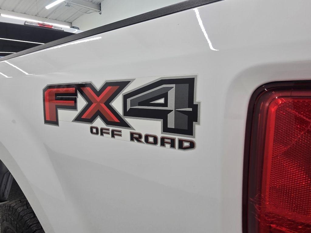 Ford F-250 SD XL Crew Cab 4WD 2022