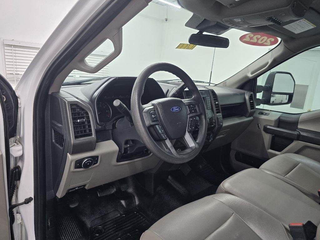 Ford F-250 SD XL Crew Cab 4WD 2022