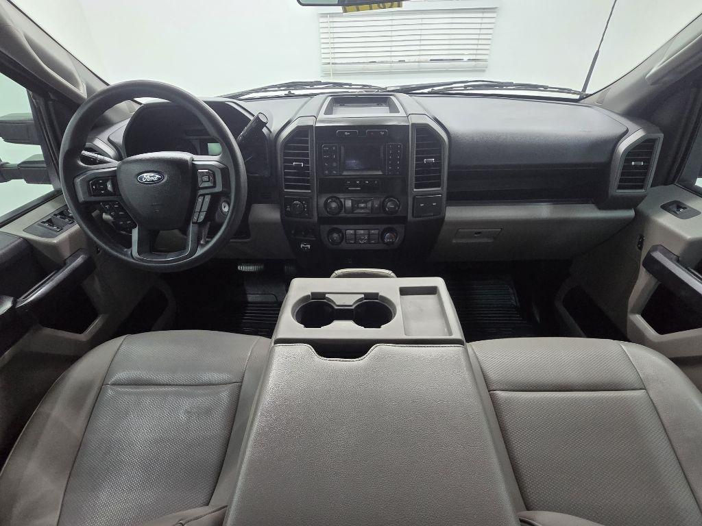 Ford F-250 SD XL Crew Cab 4WD 2022