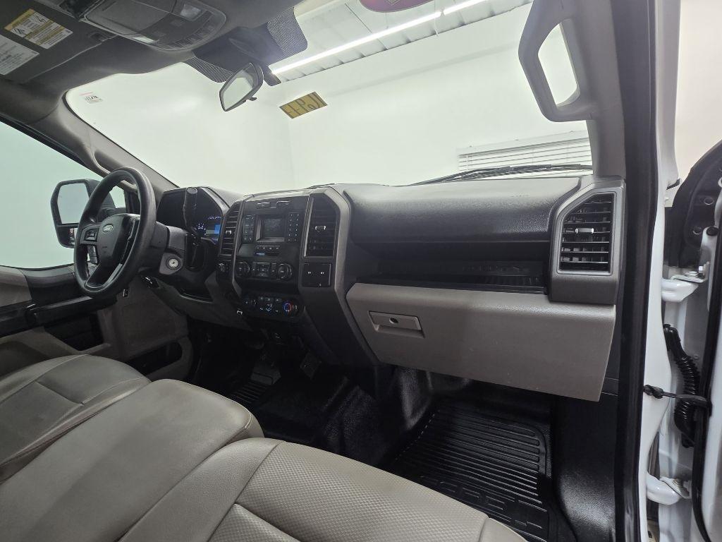 Ford F-250 SD XL Crew Cab 4WD 2022