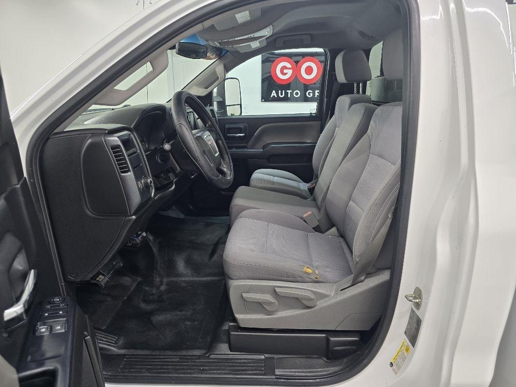 GMC Sierra 2500HD Base Long Box 2WD 2015