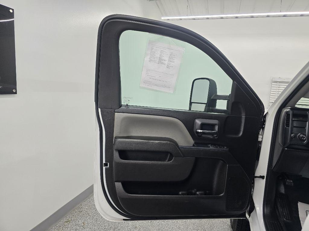 GMC Sierra 2500HD Base Long Box 2WD 2015