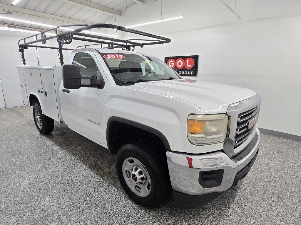 White 2015 GMC Sierra 2500HD Pickup Truck 4X2 Automatic