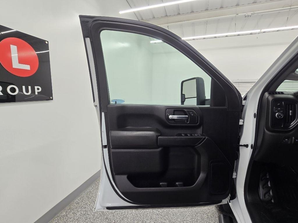 Chevrolet Silverado 2500HD Work Truck Double Cab Short Box 2WD 2022