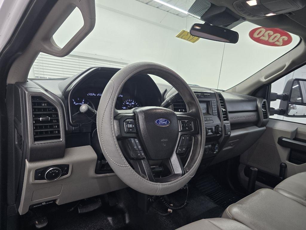 Ford F-250 SD XL Crew Cab 4WD 2020