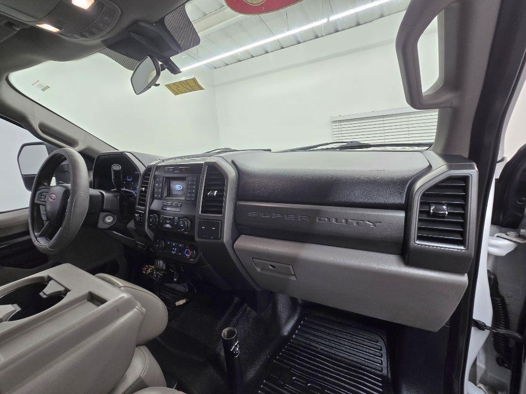 Ford F-250 SD XL Crew Cab 4WD 2020
