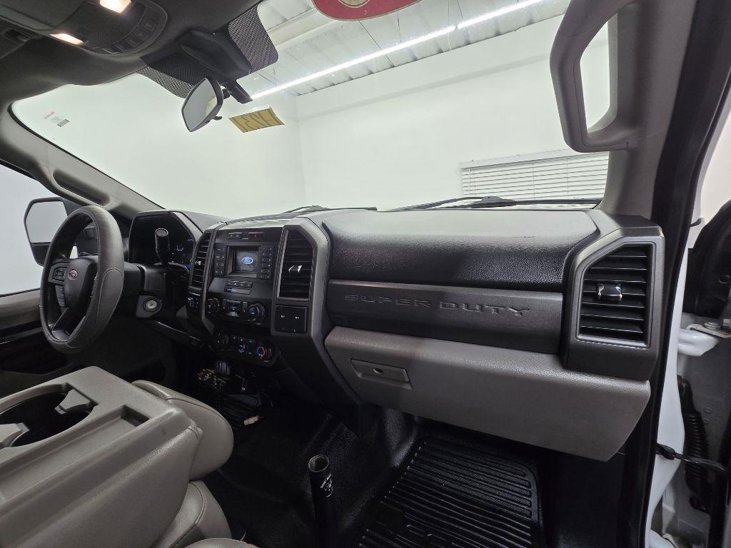 Ford F-250 SD XL Crew Cab 4WD 2020