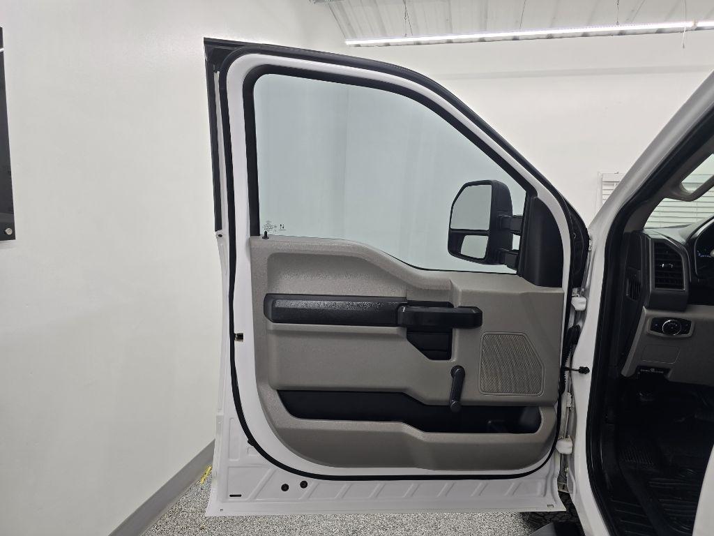 Ford F-250 SD XL Crew Cab 4WD 2020