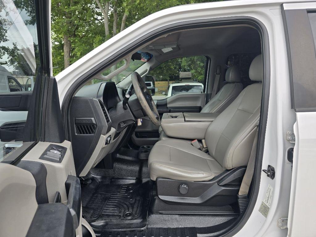 Ford F-250 SD XL Crew Cab 4WD 2019