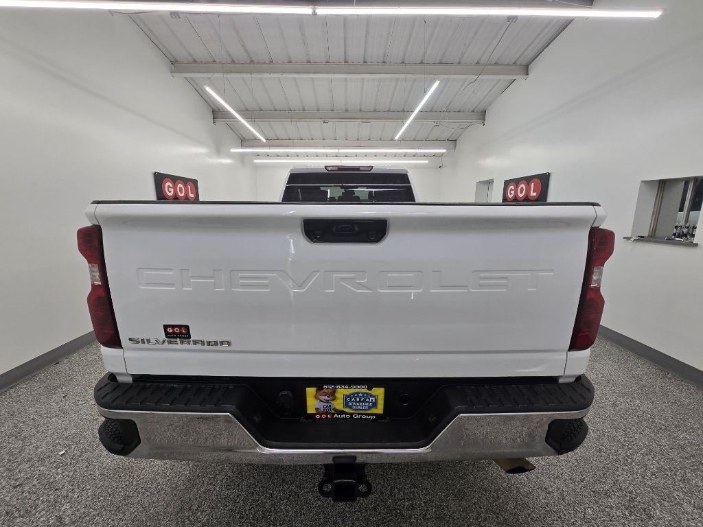 Chevrolet Silverado 2500HD Work Truck Crew Cab Short Box 4WD 2024