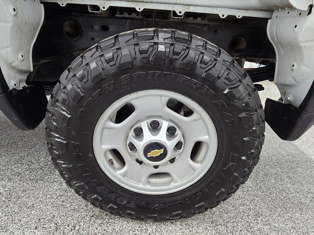 Chevrolet Silverado 2500HD Work Truck Crew Cab Short Box 4WD 2024