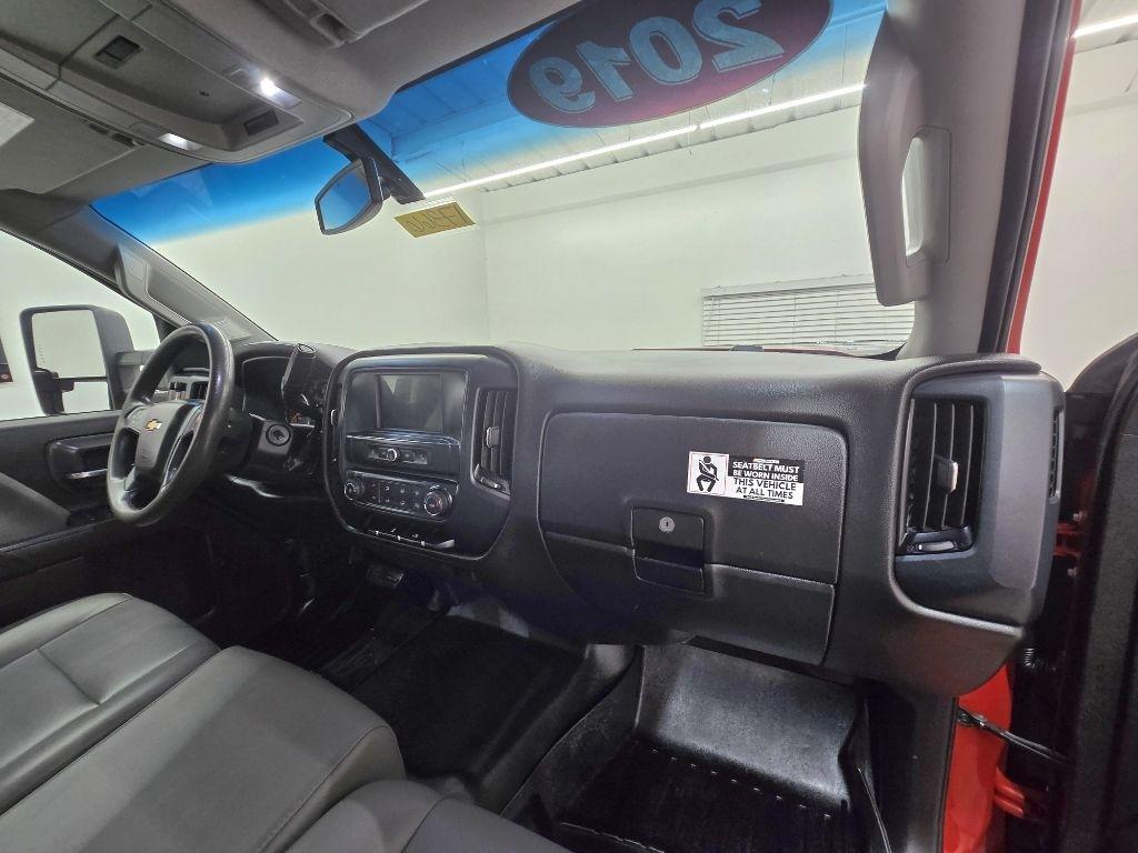 Chevrolet Silverado 2500HD Work Truck Double Cab 2WD 2019