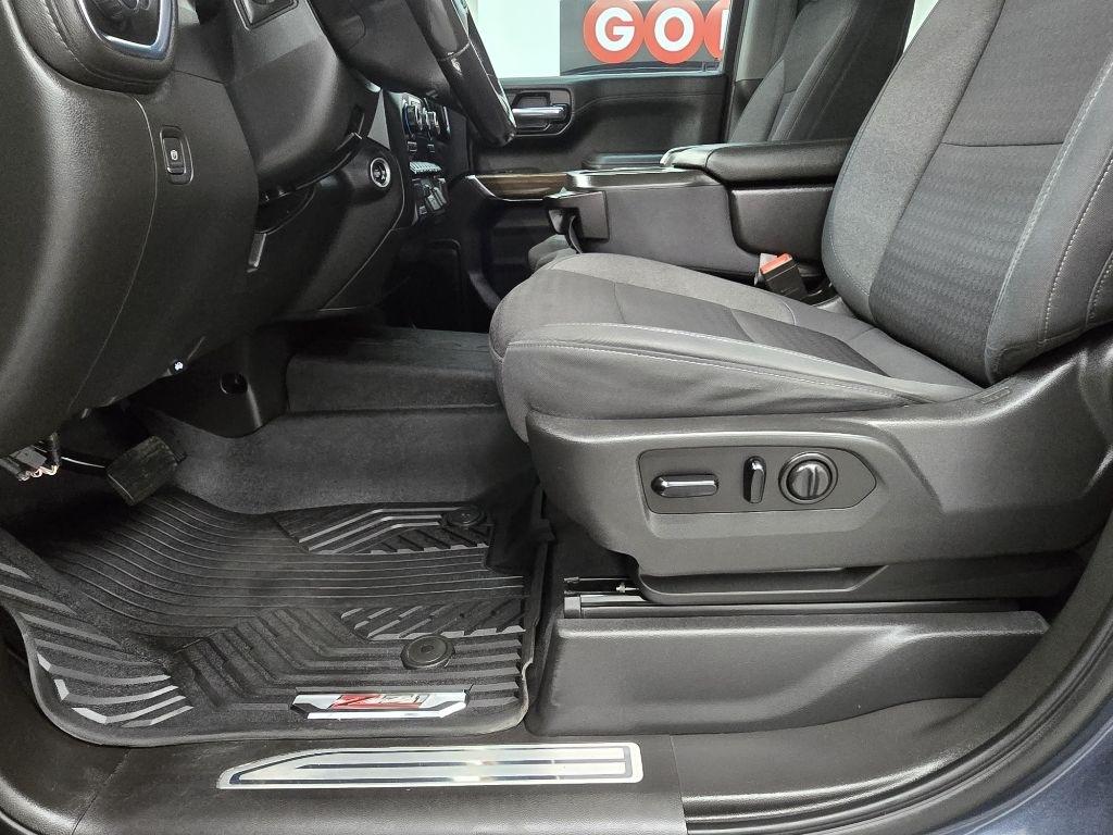 Chevrolet Silverado 1500 LT Crew Cab 4WD 2021