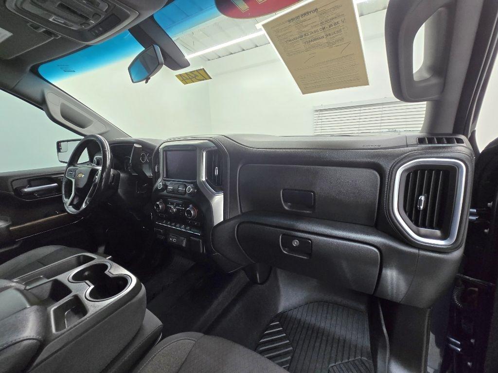 Chevrolet Silverado 1500 LT Crew Cab 4WD 2021