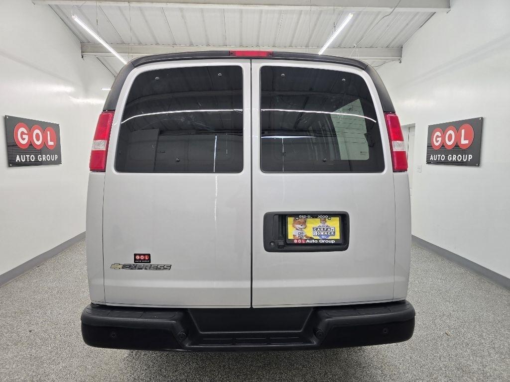 Chevrolet Express 2500 Cargo 2024