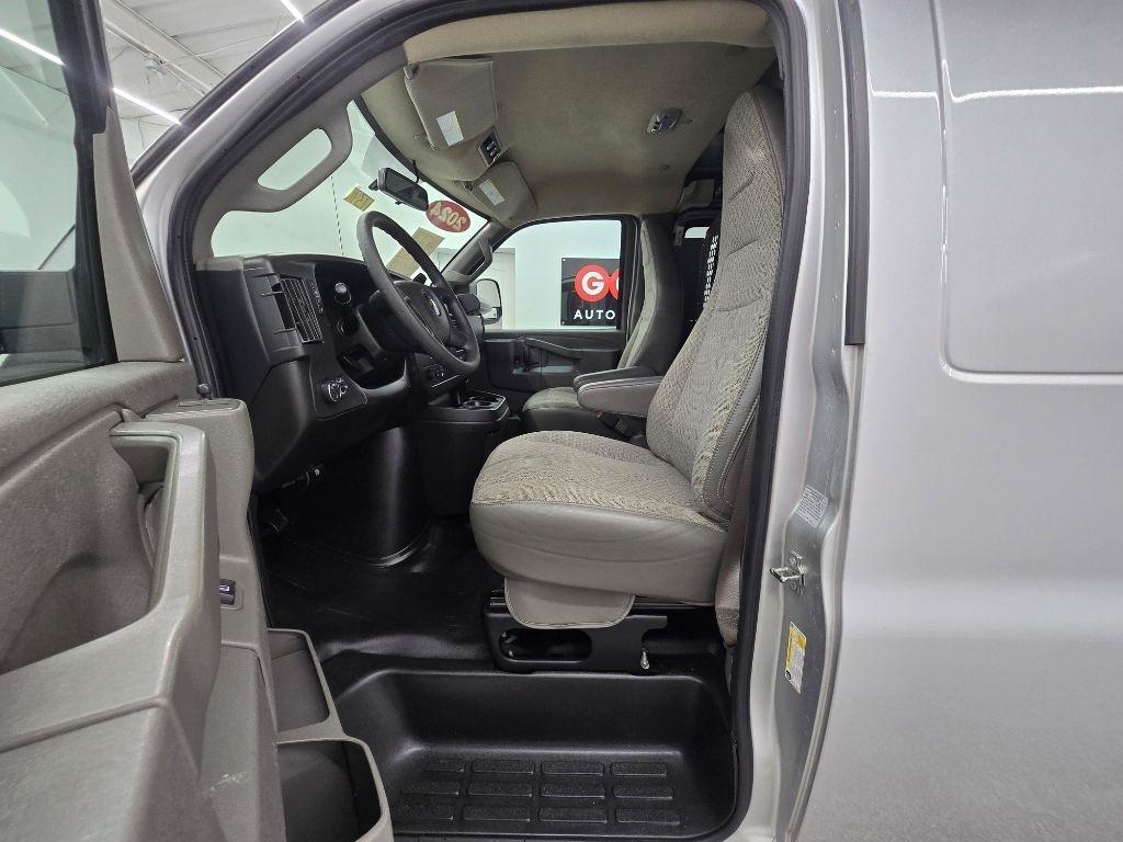 Chevrolet Express 2500 Cargo 2024