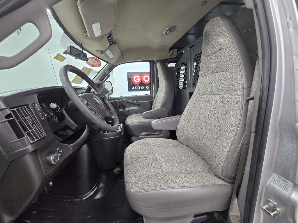 Chevrolet Express 2500 Cargo 2024