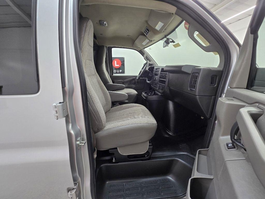 Chevrolet Express 2500 Cargo 2024